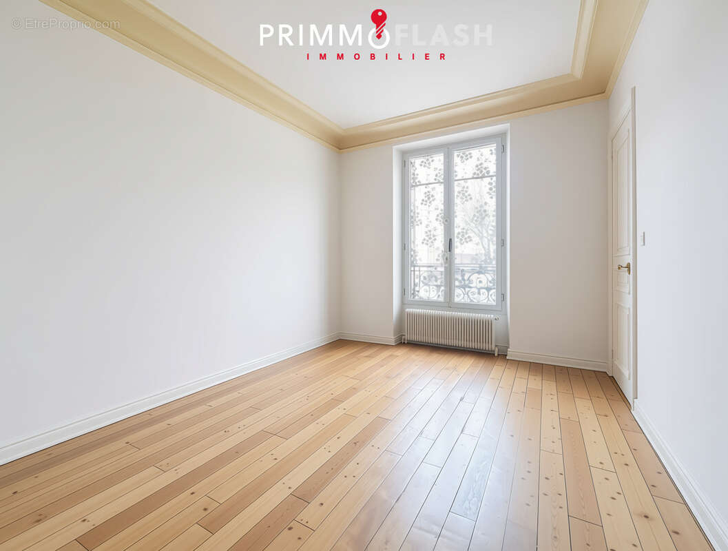 Appartement à AUBERVILLIERS