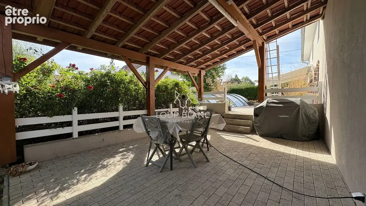 Superbe maison avec piscine - Dampierre-les-bois - photo 16