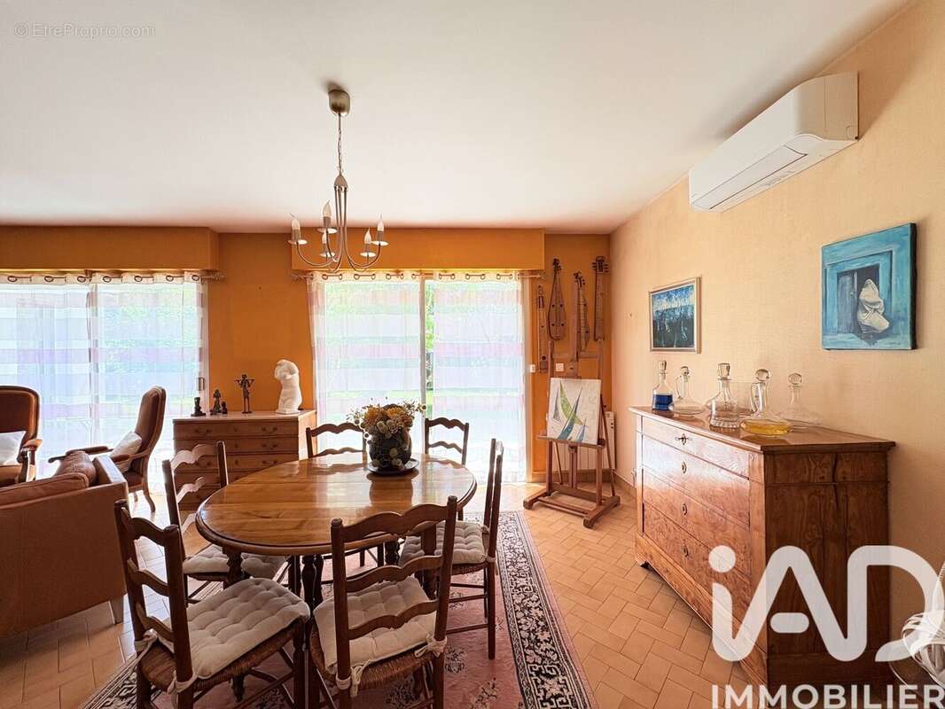 Photo 2 - Maison à CENON