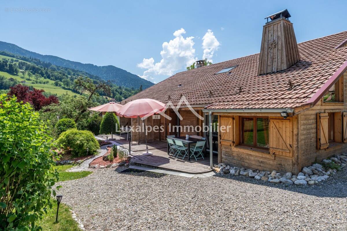 Maison à THONES