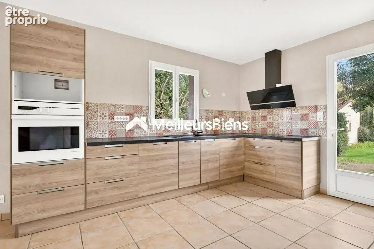 Ensemble Immobilier de 2 maisons - 145m² - piscine - photo 11