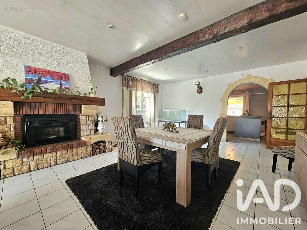 Maison 123 m² à Le Cannet-Des-Maures  - photo 8