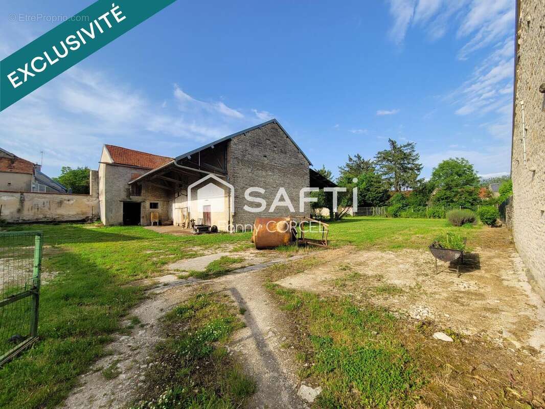 Photo 2 - Maison à POINCON-LES-LARREY