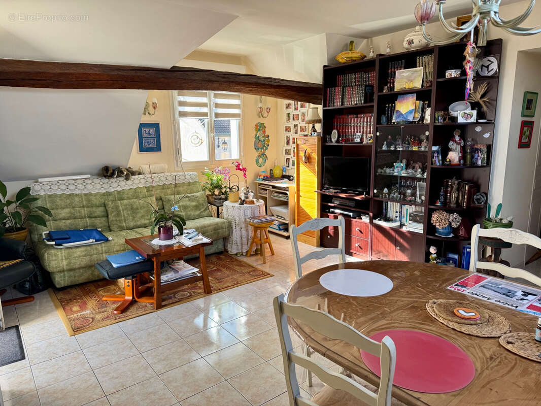 Appartement à BALLANCOURT-SUR-ESSONNE