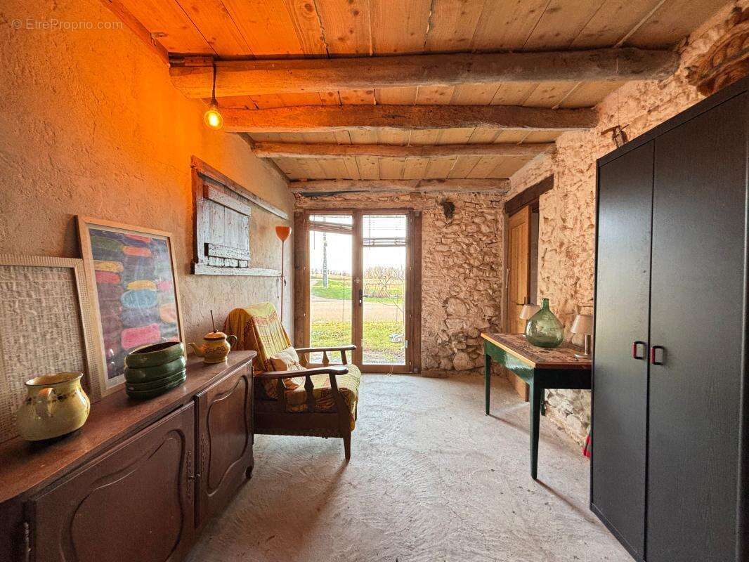Maison à CHAMPAGNEUX