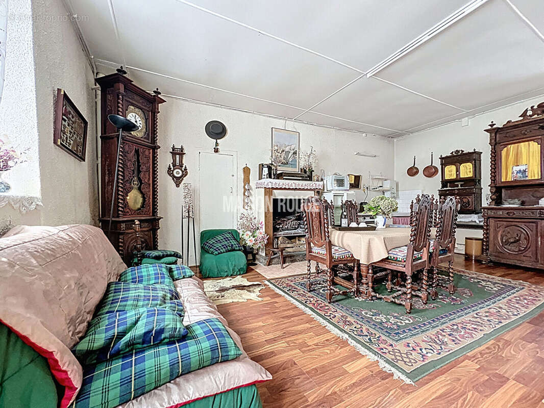 Maison à LE VIVIER-SUR-MER