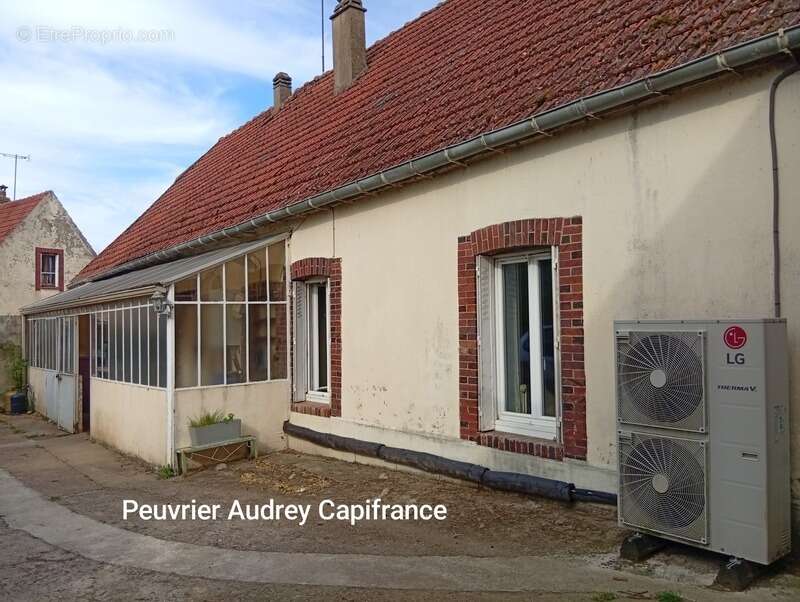 Maison à BEAUVILLIERS