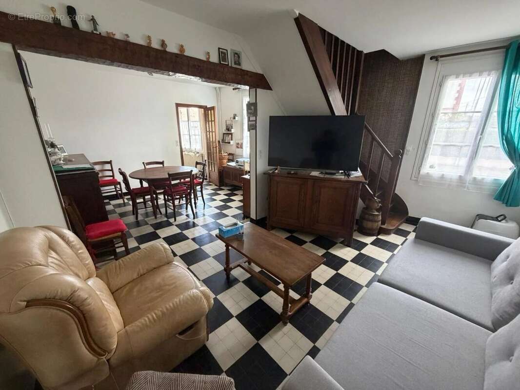 Maison à DIVES-SUR-MER