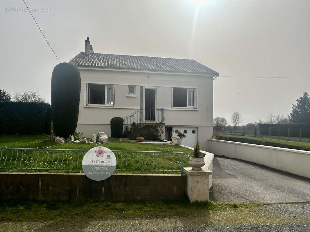 Maison à LE FUILET