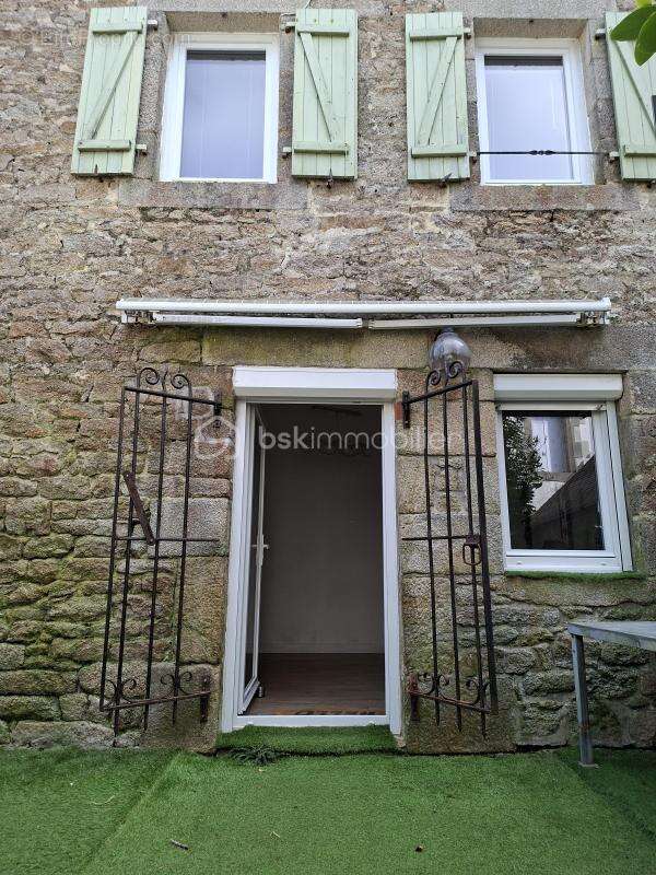 Maison à MESLAN