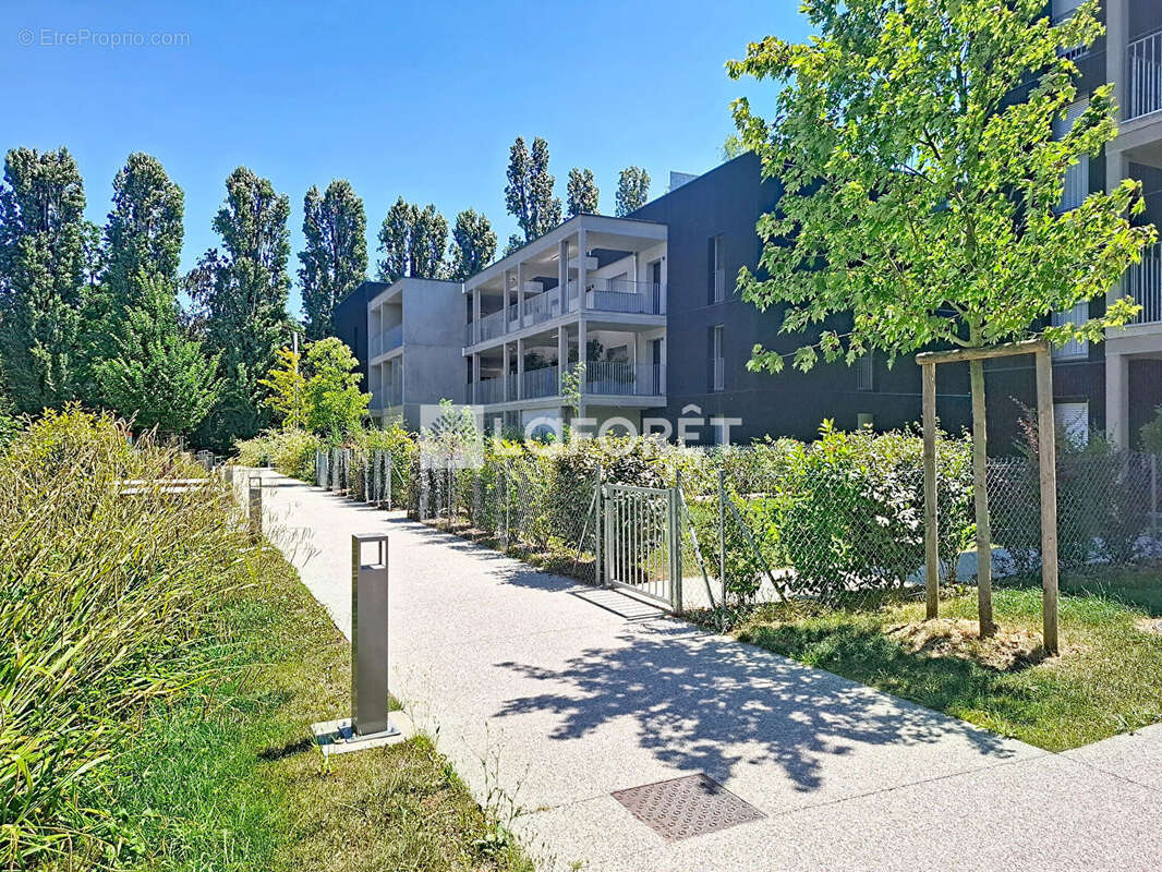 Appartement à COGNIN