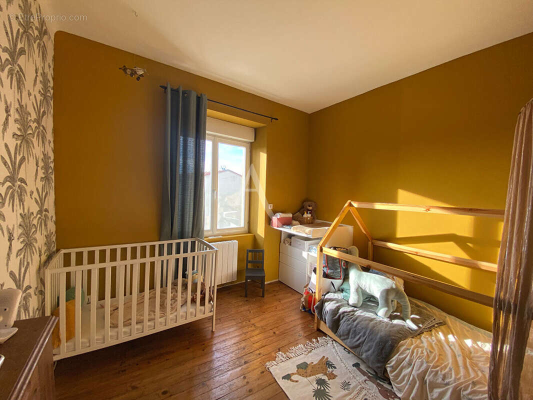 Maison à SAINT-ETIENNE-DE-MER-MORTE