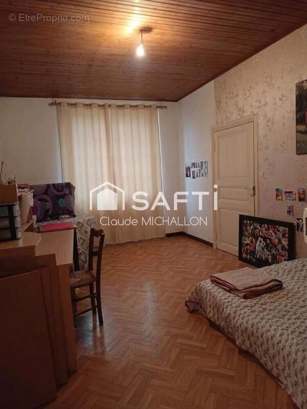 Photo 6 - Maison à ROUGE