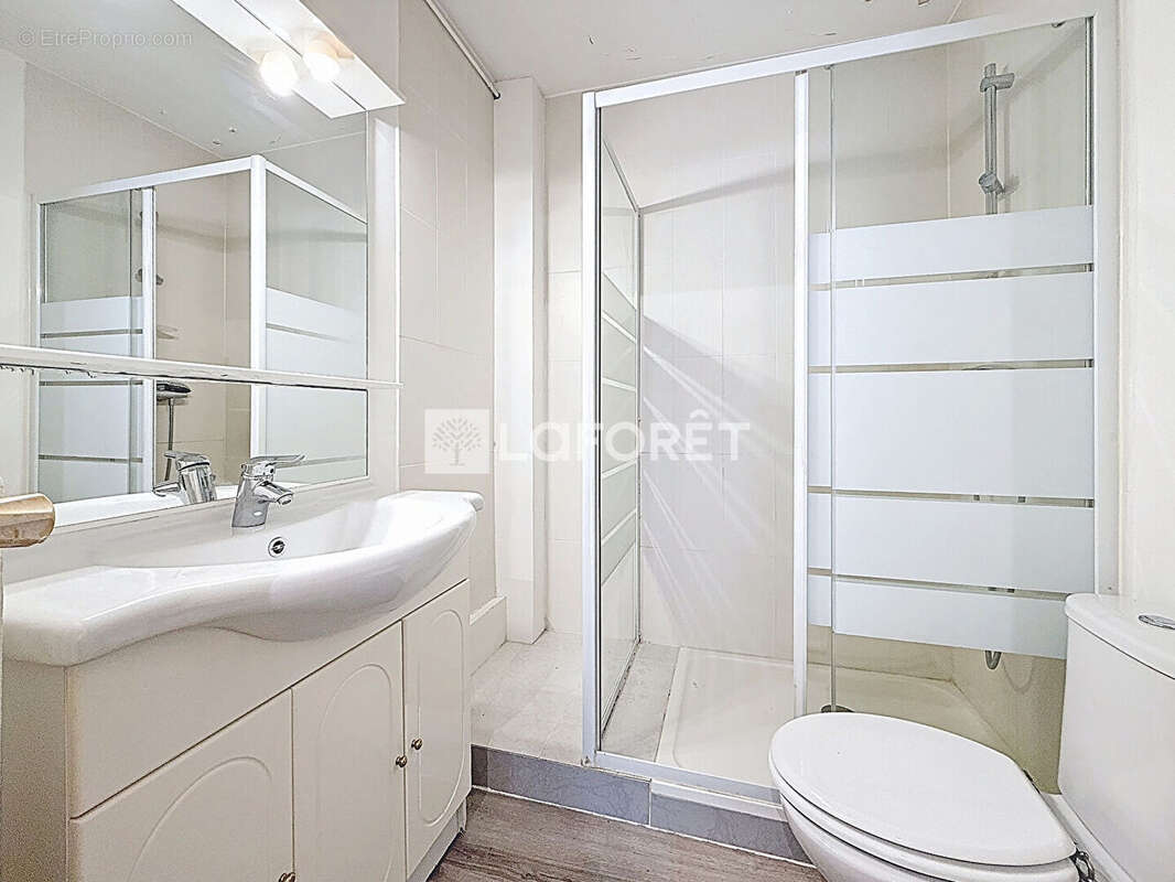 Appartement à SAINT-MAUR-DES-FOSSES