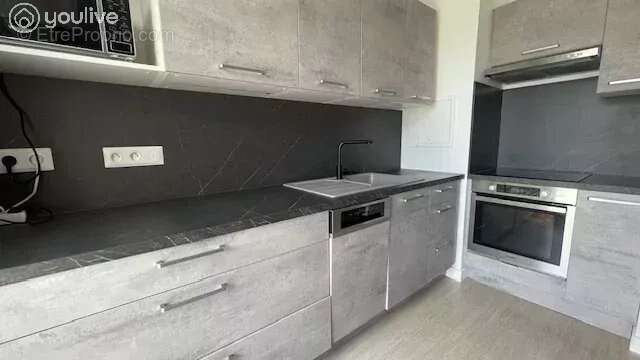 Appartement à SARTROUVILLE