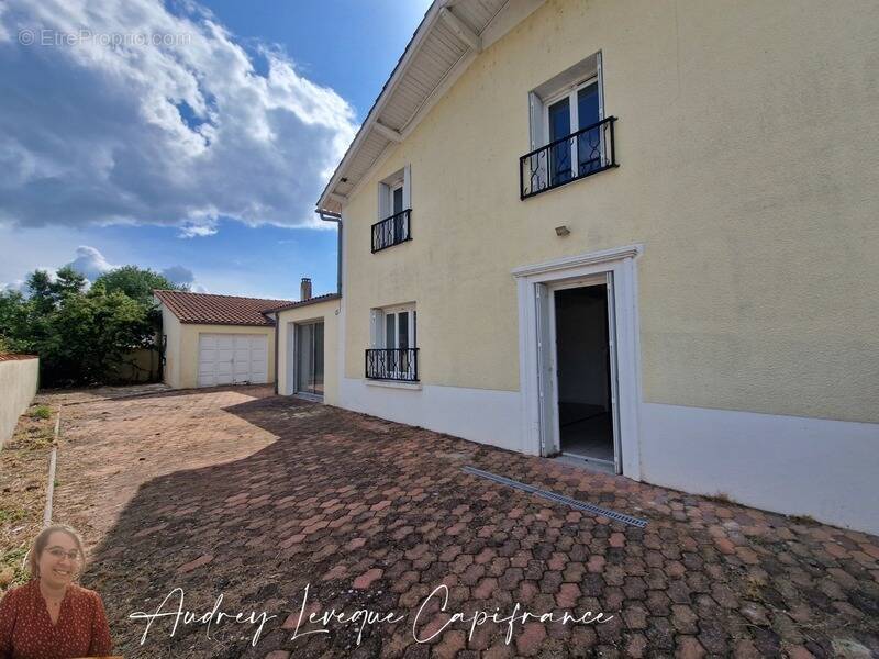 Maison à BERNAY-SAINT-MARTIN