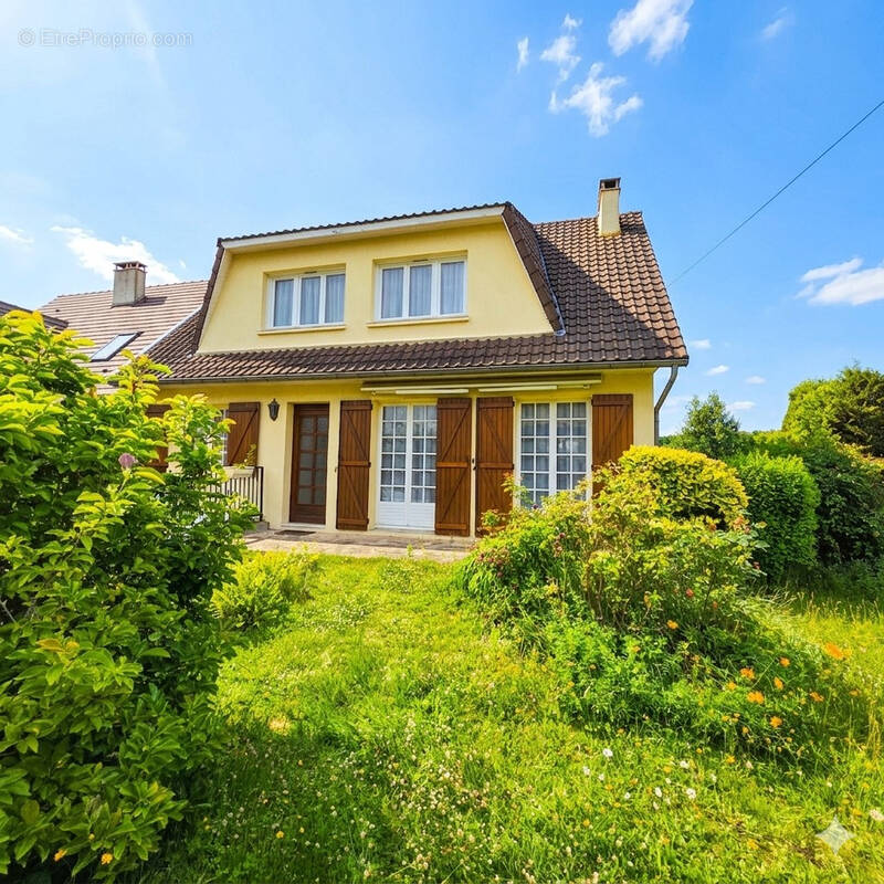 Maison à MAUREPAS