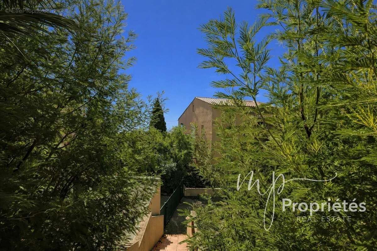 Appartement à RAYOL-CANADEL-SUR-MER