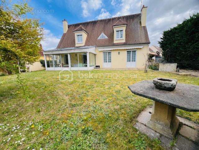 Maison à ARPAJON