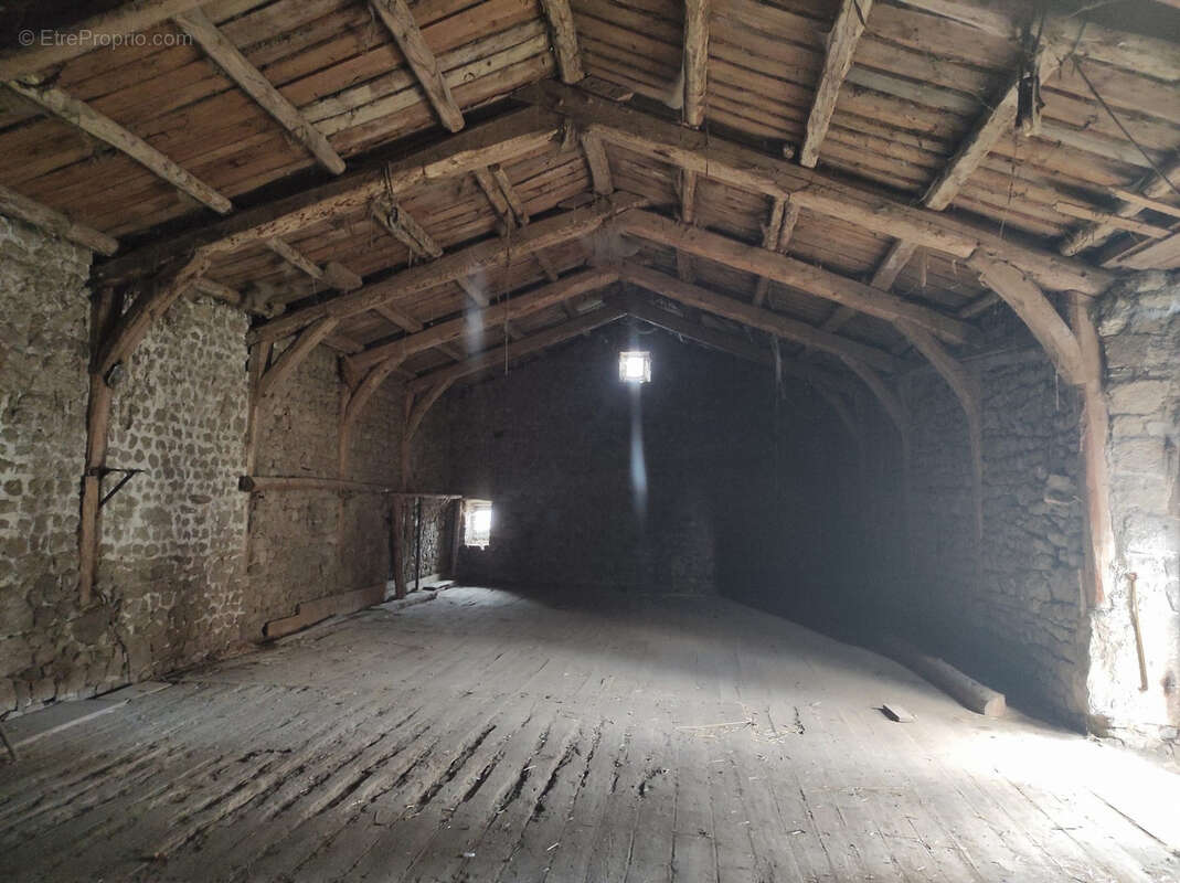 Maison à LAPTE