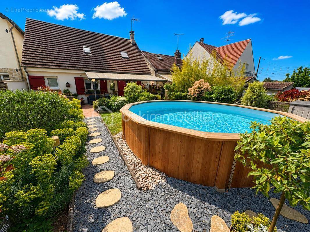 Maison à CREPY-EN-VALOIS