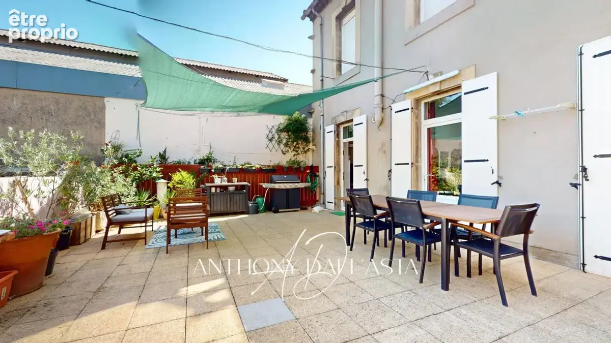 Ensemble immobilier avec appartement de 105 m² avec une grande terrasse, une chambre de bonne et une cave - photo 11