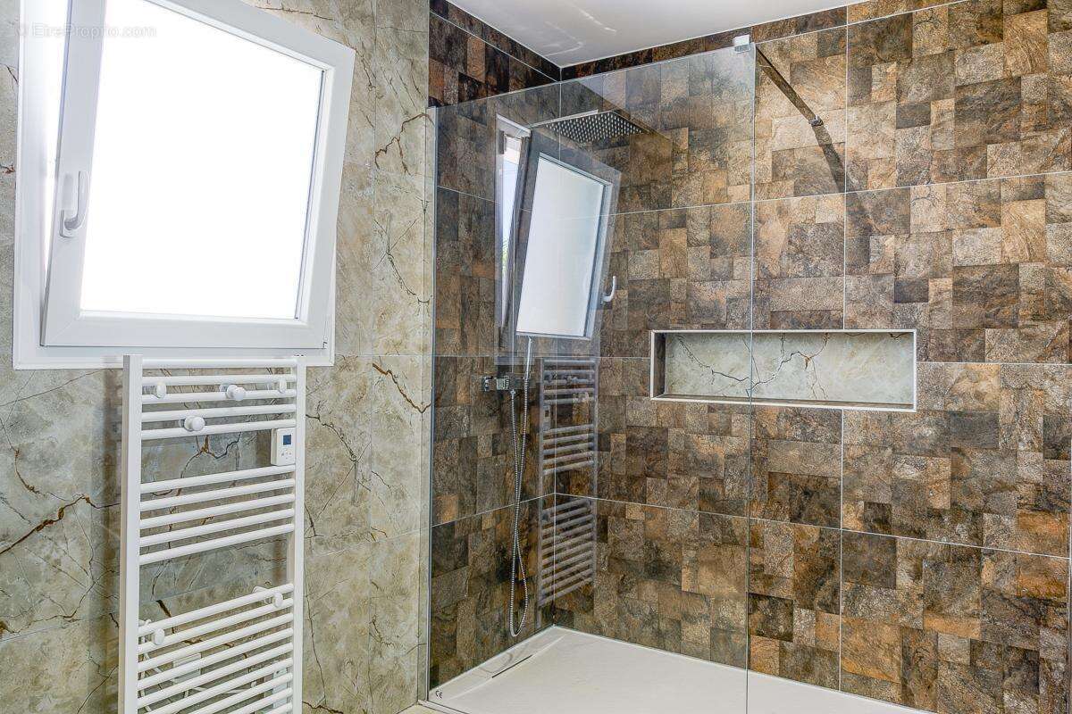 Maison à SAINT-SAVIN