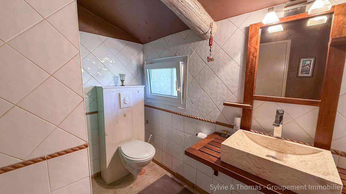 Maison à CADEROUSSE