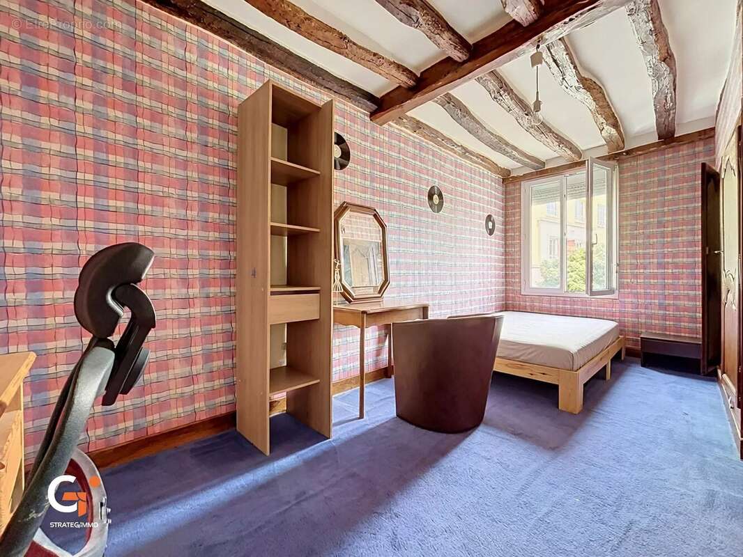 Maison familiale de 245m² à Oissel-sur -Seine - photo 13