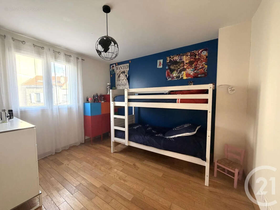 Maison à SAINT-MAUR-DES-FOSSES