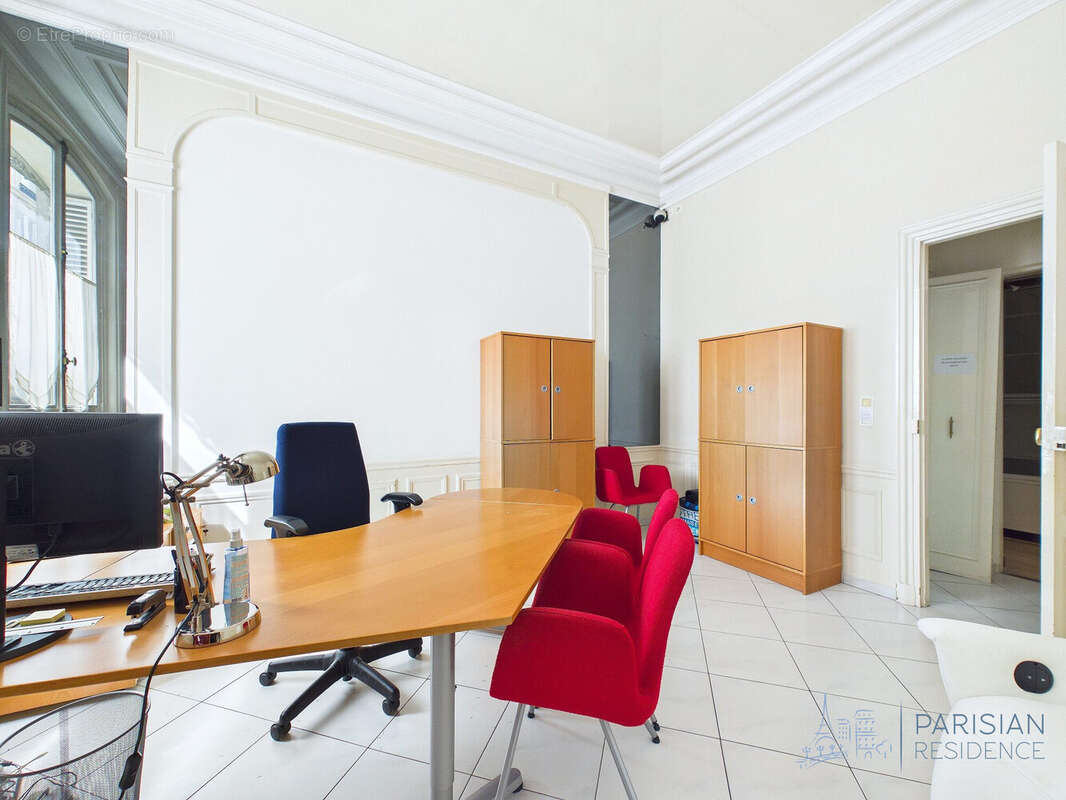 Appartement à PARIS-8E