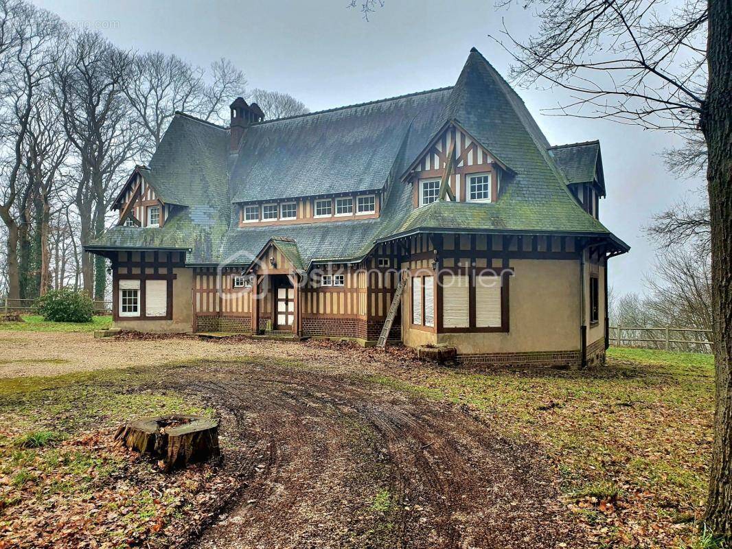 Maison à LE MESNIL-ESNARD