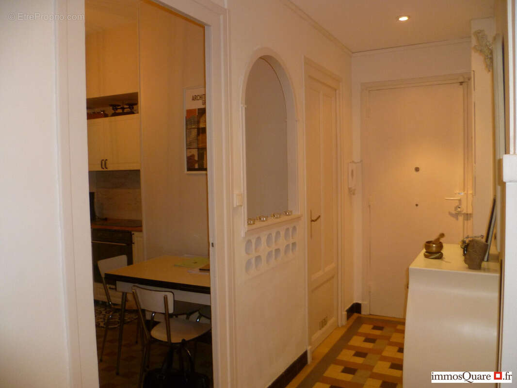 Hall d&#039;entrée - Appartement à GRENOBLE