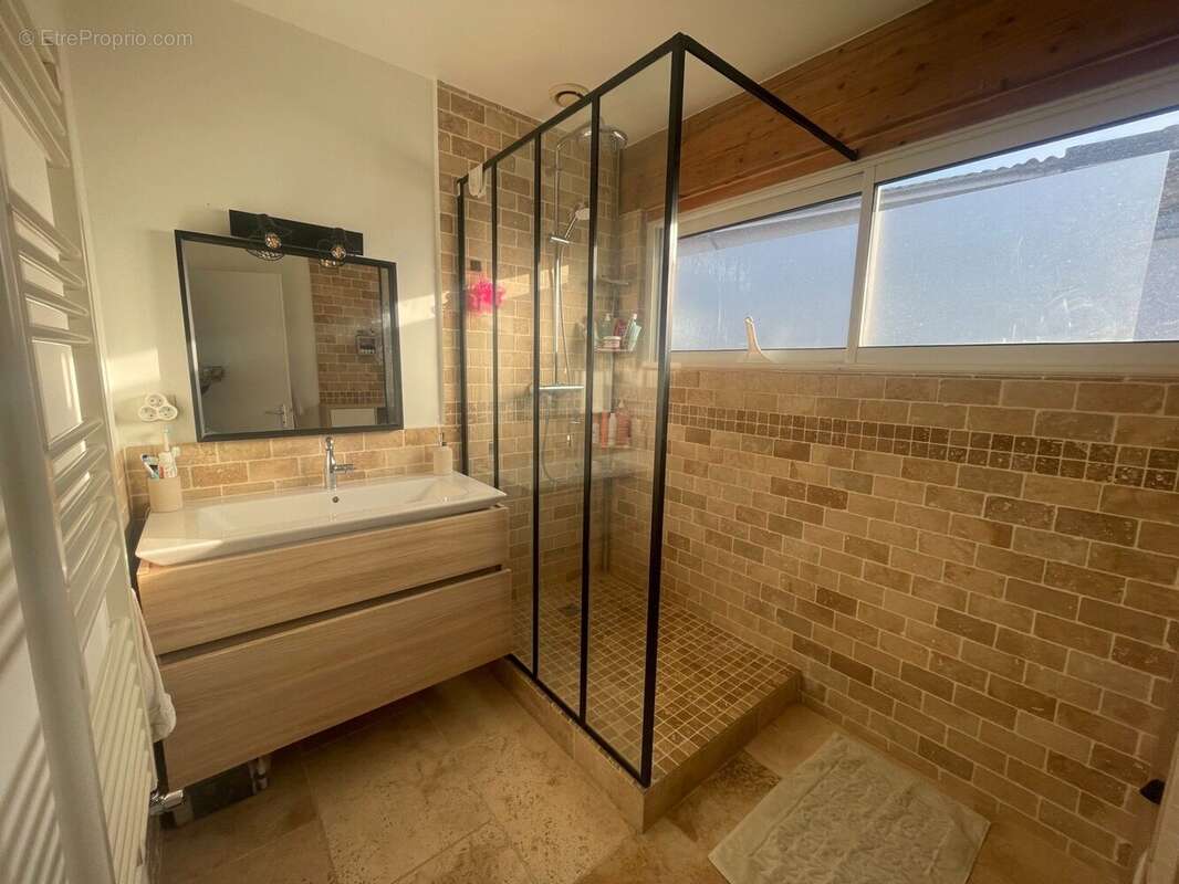 Appartement à ROMANS-SUR-ISERE