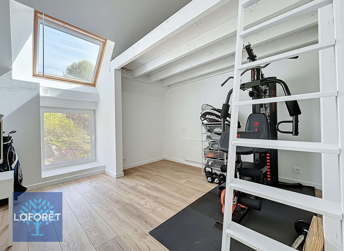 Maison à LA BAZOUGE-DU-DESERT