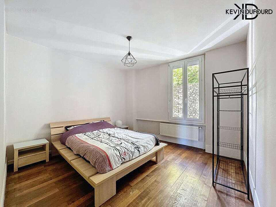 Appartement à PRIVAS