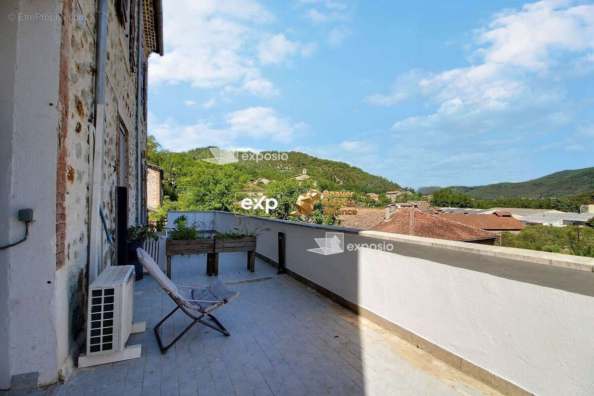 Maison à MOLIERES-SUR-CEZE