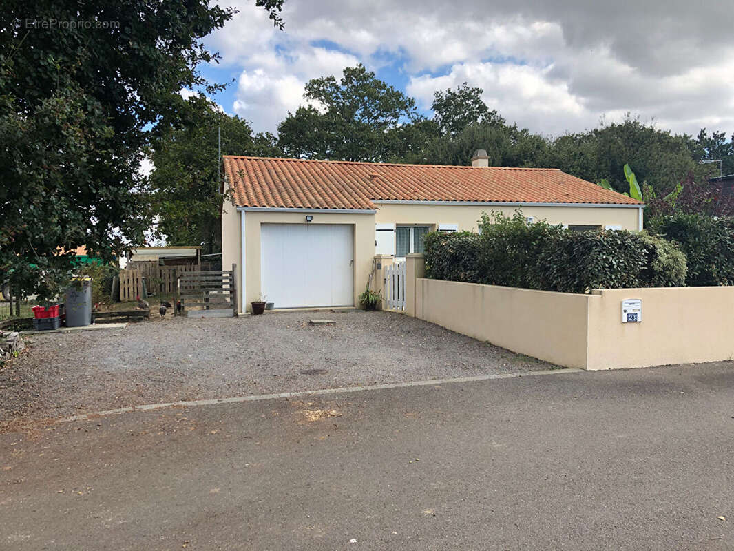 Maison à SAINTE-FOY