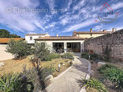 Maison à MORIERES-LES-AVIGNON