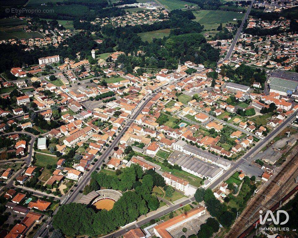 Photo 1 - Commerce à SAINT-VINCENT-DE-TYROSSE
