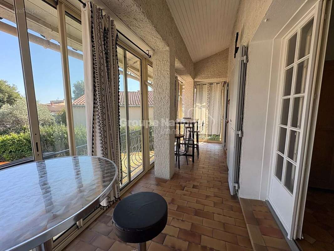 Maison à ROGNONAS