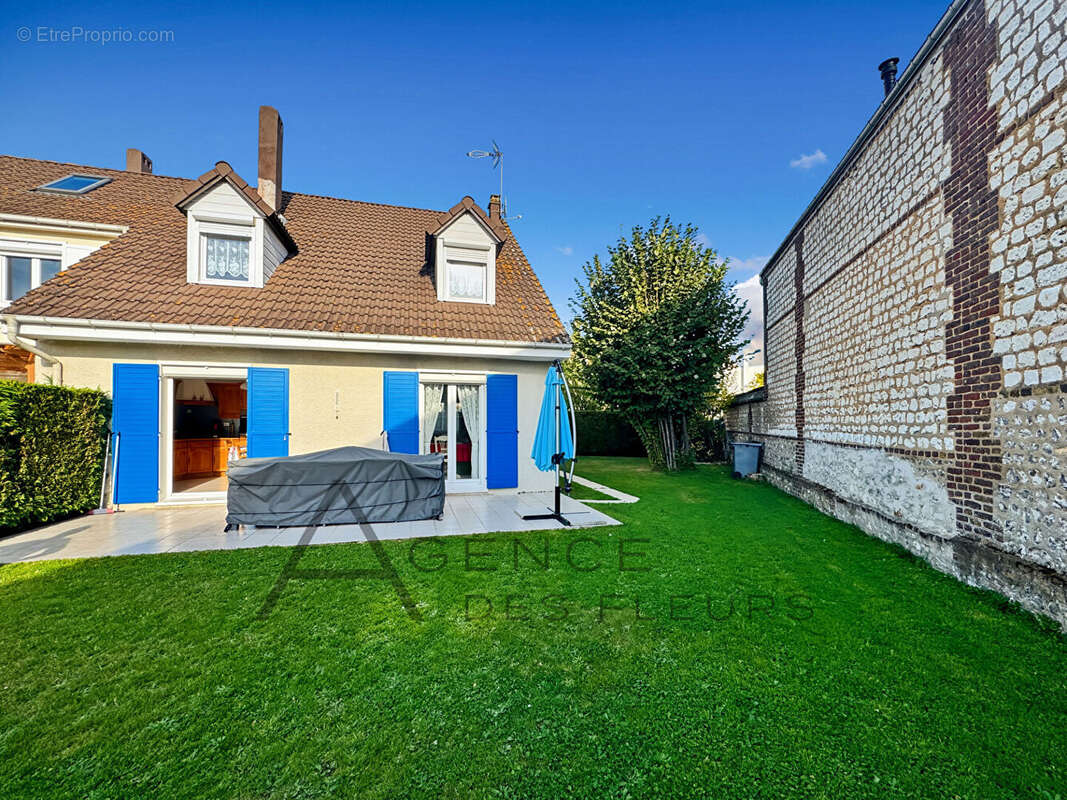 Maison à SAINT-PIERRE-LES-ELBEUF