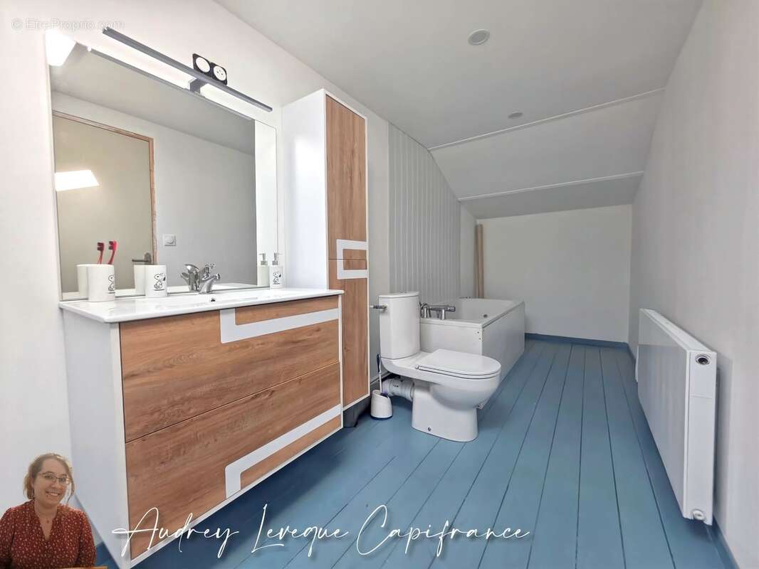 Maison à vendre 7 pièces SAINT PIERRE D'AMILLY (17) - photo 13