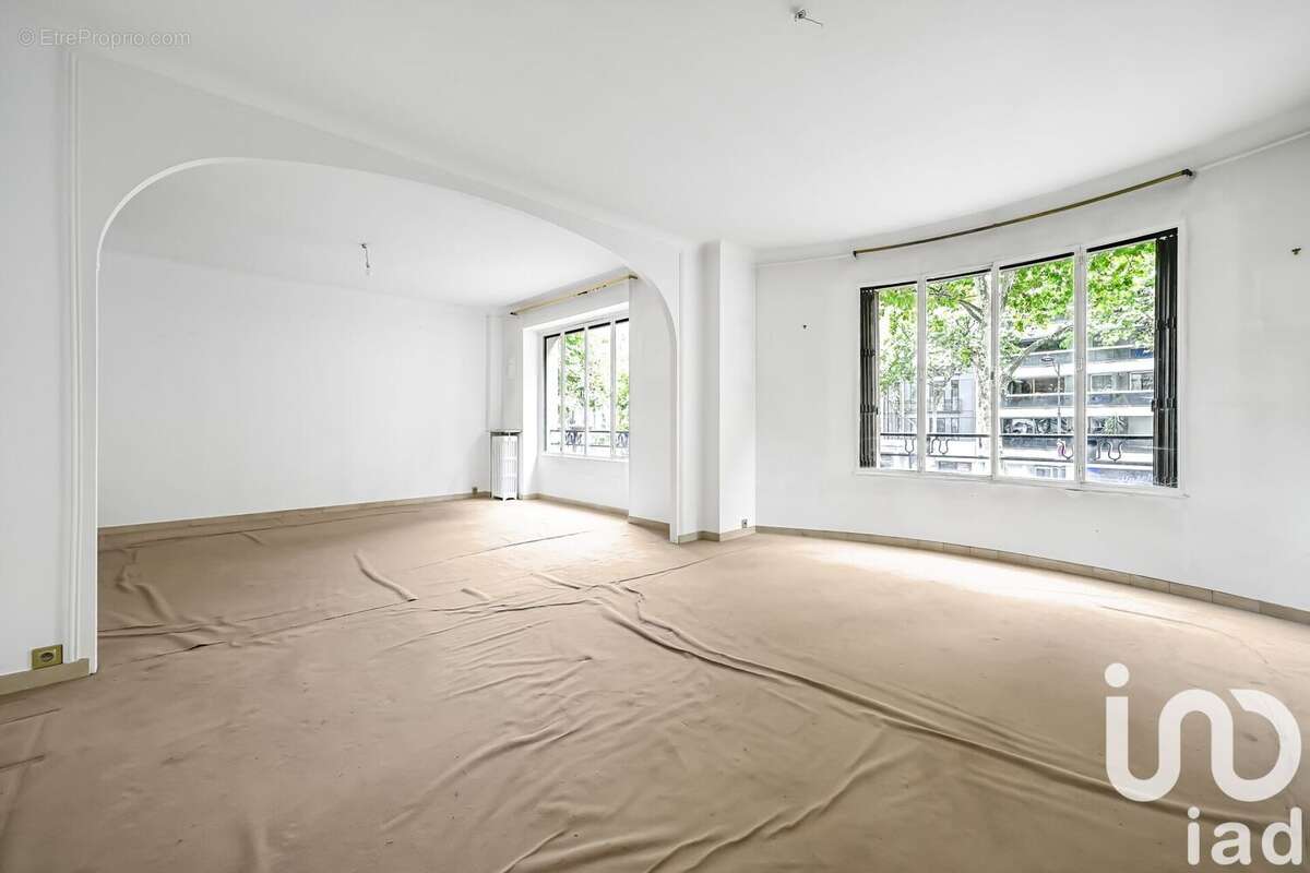 Photo 3 - Appartement à PARIS-6E