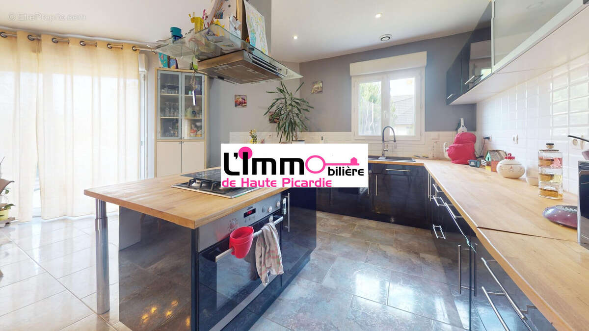 Maison 85 m² à Guillaucourt  - photo 6