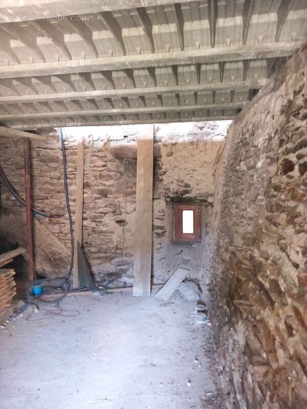 Maison à SAINT-ANDRE-DE-VALBORGNE