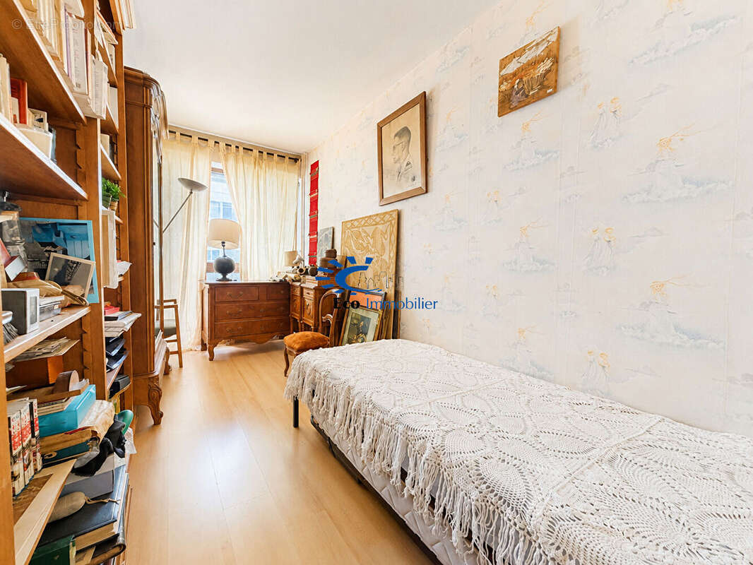 Exclusivite la rochelle - appartement environ 99m² - balcons et stationnement - photo 7