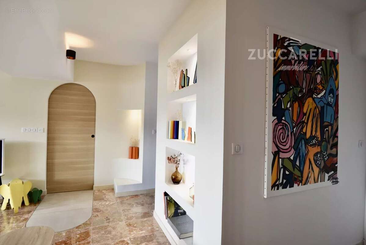 Appartement à LE CANNET