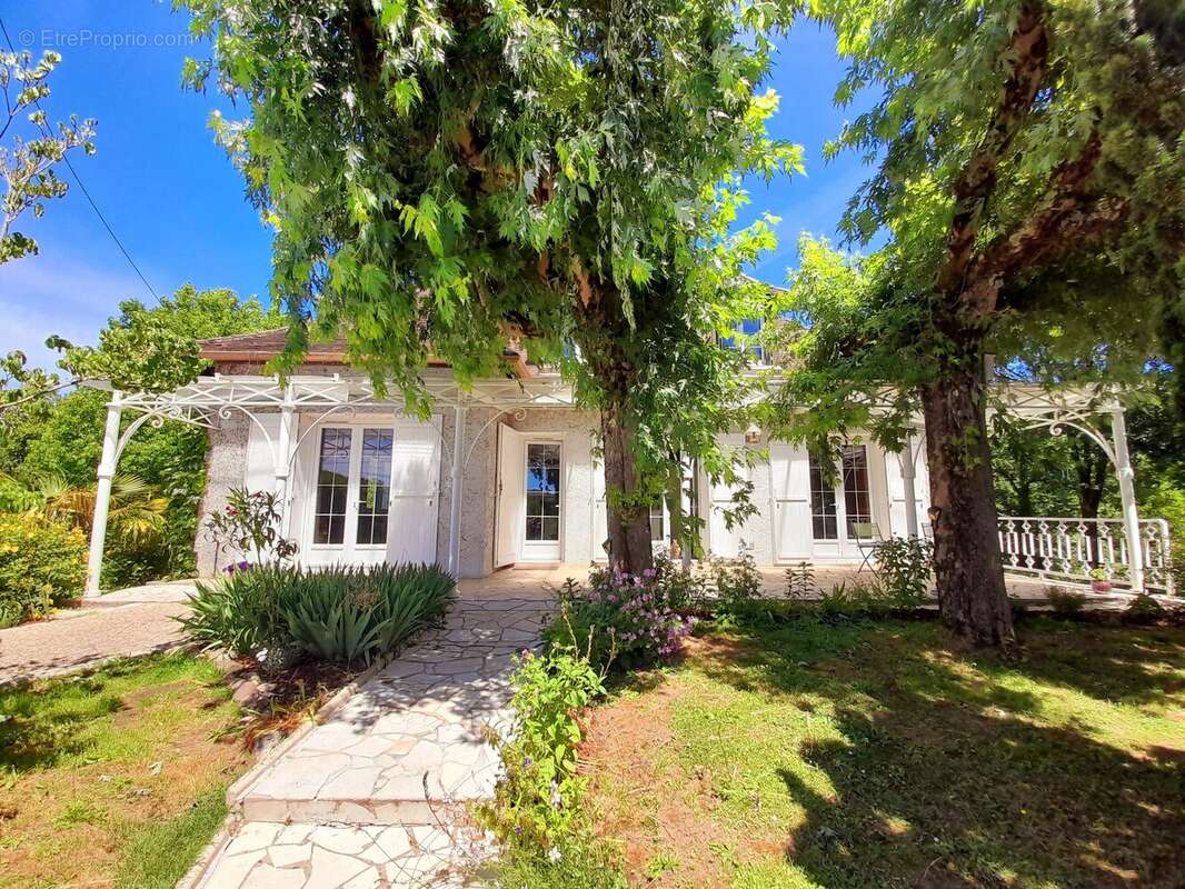 Élégante maison avec grand jardin à Bergerac - photo 2