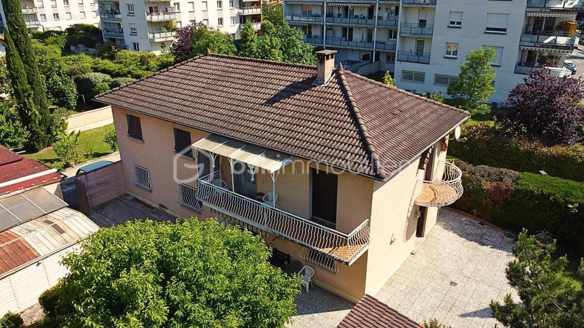 Appartement à ECHIROLLES